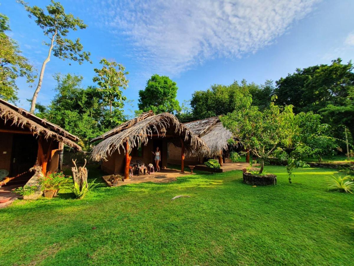 Hasthi Safari Cottage Udawalawe Ngoại thất bức ảnh