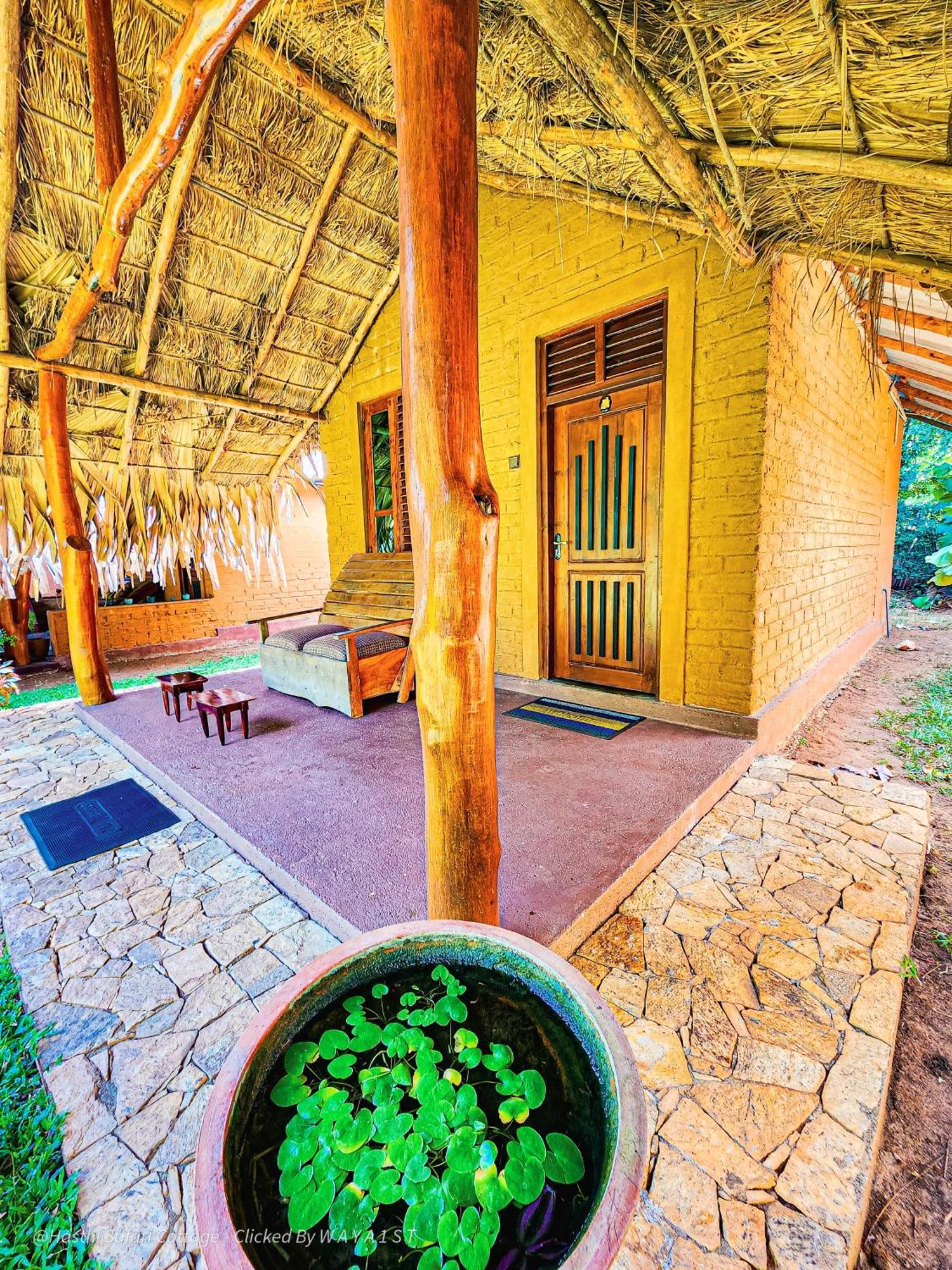Hasthi Safari Cottage Udawalawe Ngoại thất bức ảnh