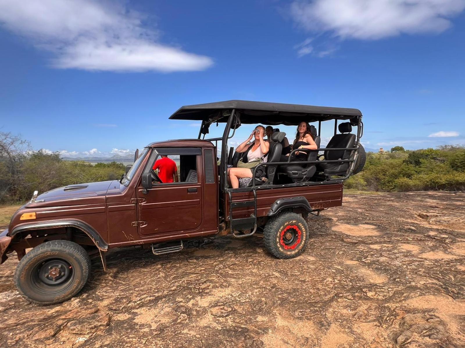 Hasthi Safari Cottage Udawalawe Ngoại thất bức ảnh